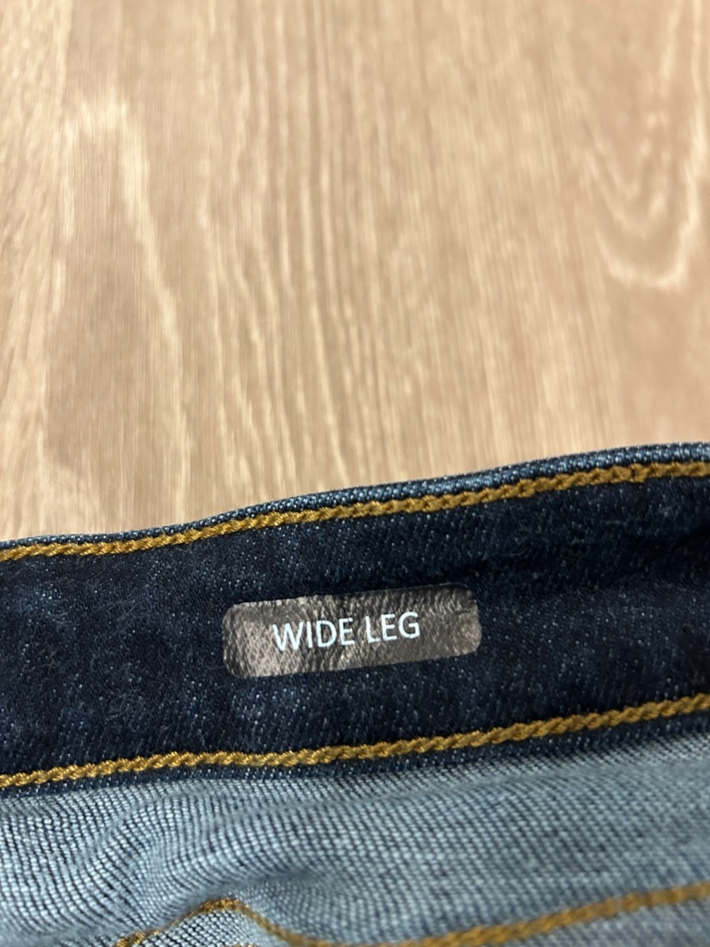Judy Blue - Wide Leg Crop Jeans - Picture 4 of 8